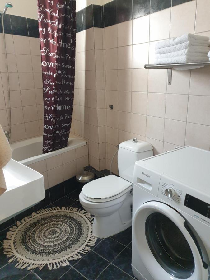 Comfortable Apartment In The Center Of Volos Very Close To The Port Eksteriør bilde